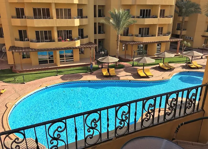 Pool View At British - Unit 13 Daire Hurgada